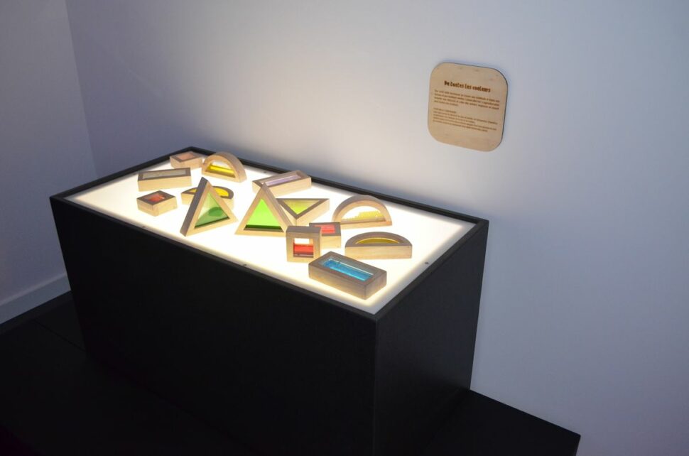 Dispositifs interactifs et participatifs lumières colorées