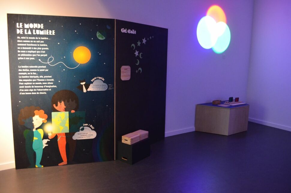 Panneaux de l'exposition mondo minot