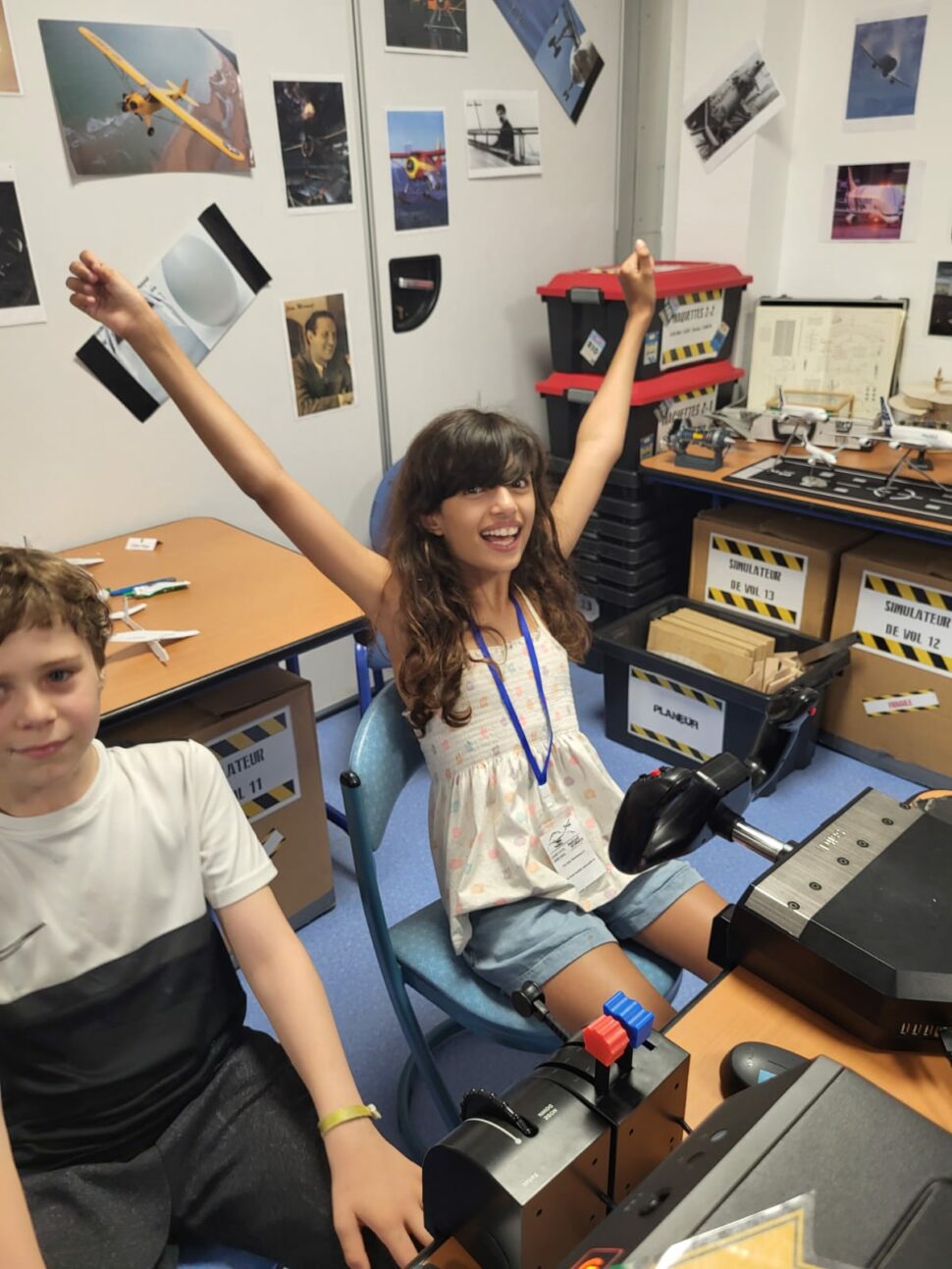 Premier amerrissage pour une participante à la colonie aéraunatique initiation