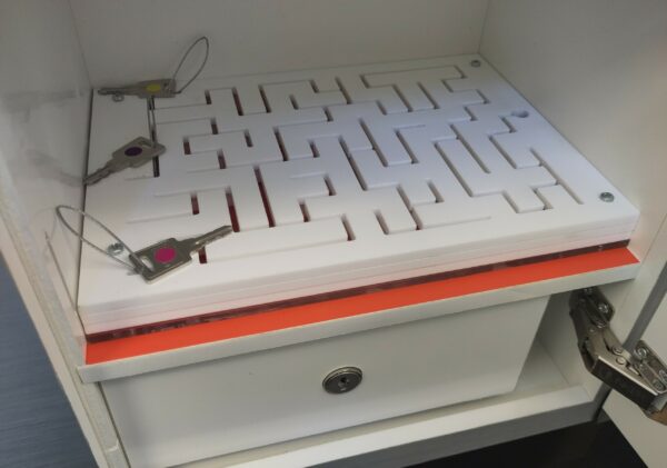 Réinventer l’escape game pédagogique par la conception d’une escape box